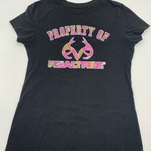 Real Tree women’s tee🌸🌸